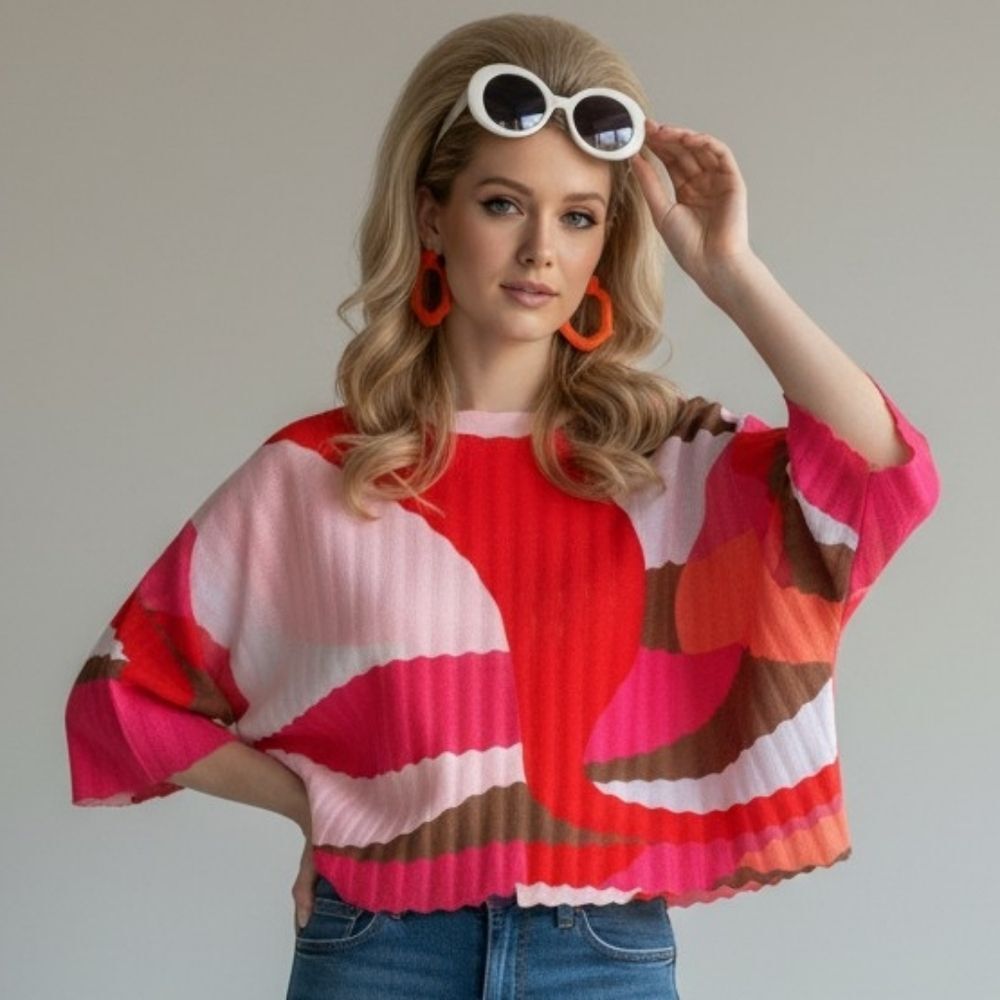 Groovy Accordion Rib 60s Style Wavy Top.